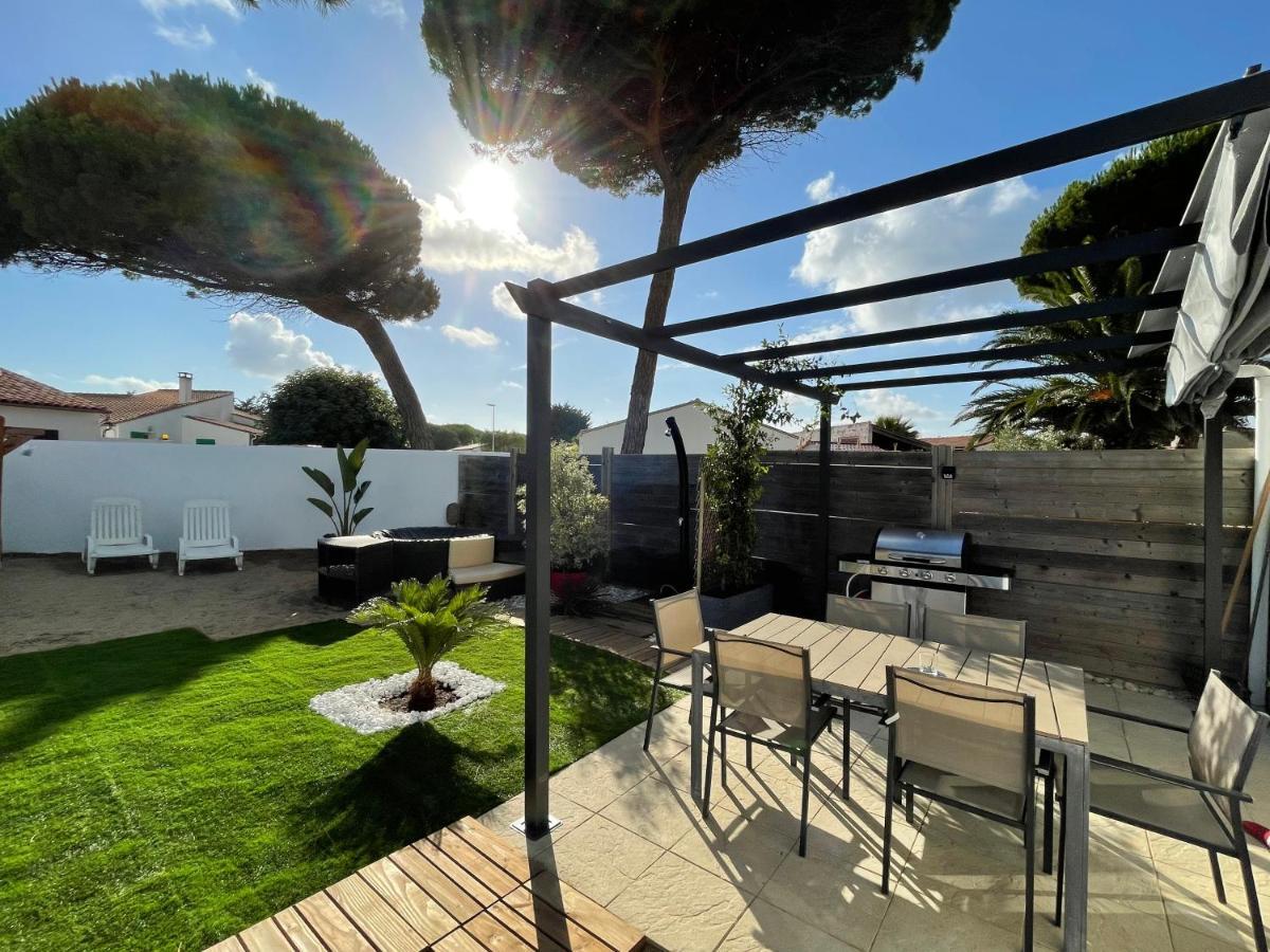 Maison Avec Spa Idealement Placee Au Bois Plage Le Bois-Plage-en-Ré Dış mekan fotoğraf